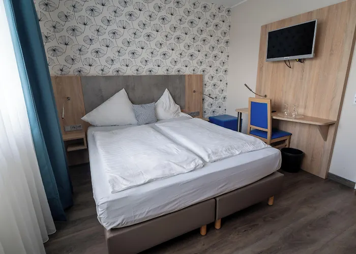 Hotel Airport Business 3*