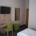 Hotel Airport Business Colónia