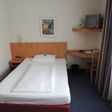 Airport Businesshotel Hotel