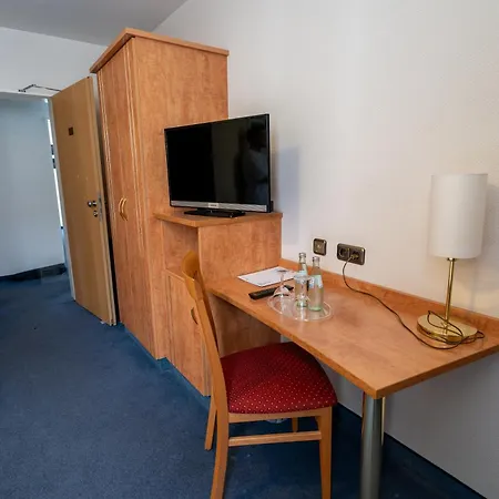 Airport Businesshotel 3* Köln