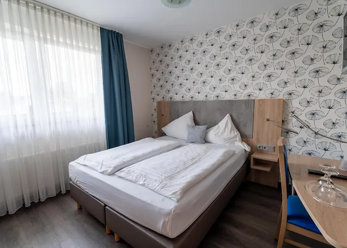 Airport Business Szálloda 3*