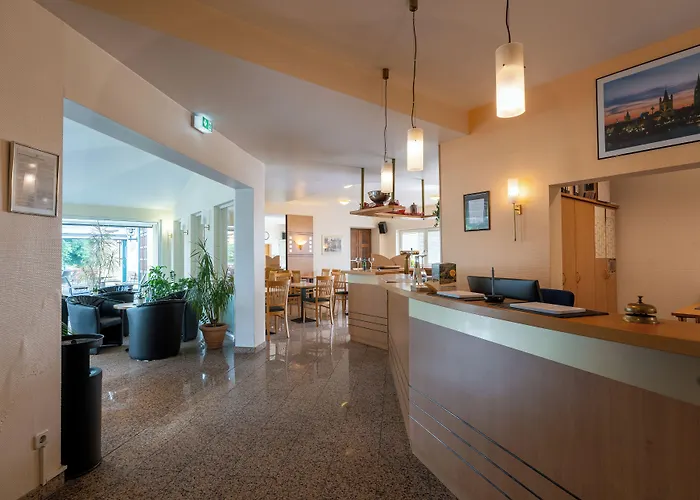 Hotel Airport Business