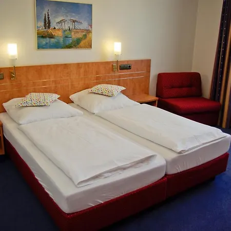 Otel Airport Business Köln