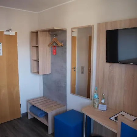 Airport Business Otel 3*