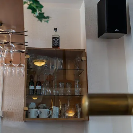 Airport Business 3* Kolonia