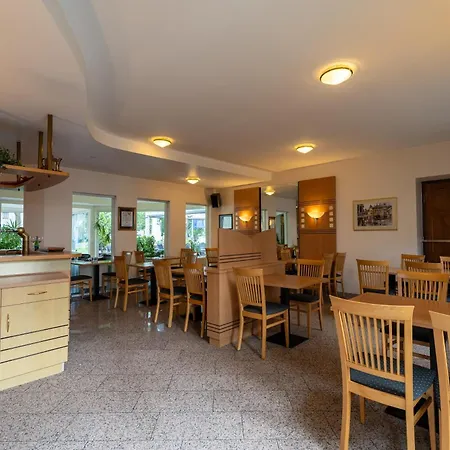 Airport Business Hotel