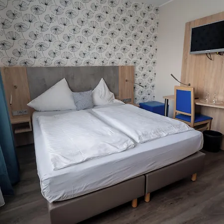 Hotel Airport Business 3*