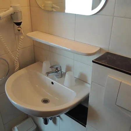 Airport Business Ξενοδοχείο 3*