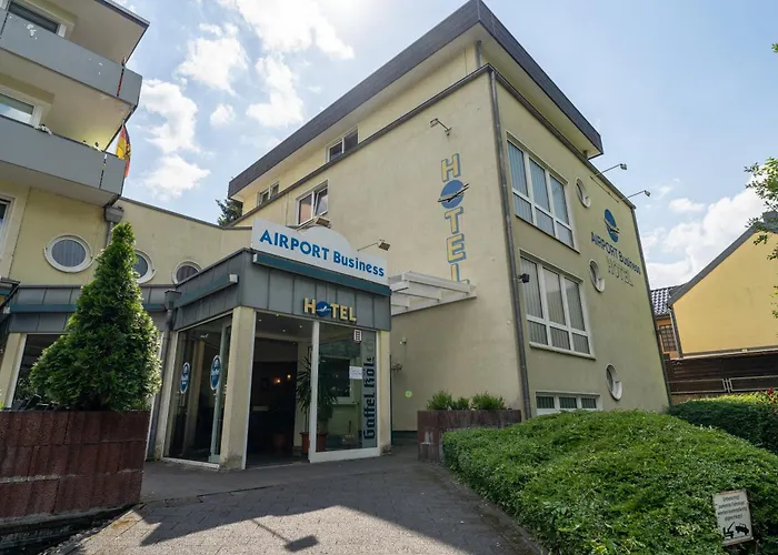 Airport Business Hotel 3*