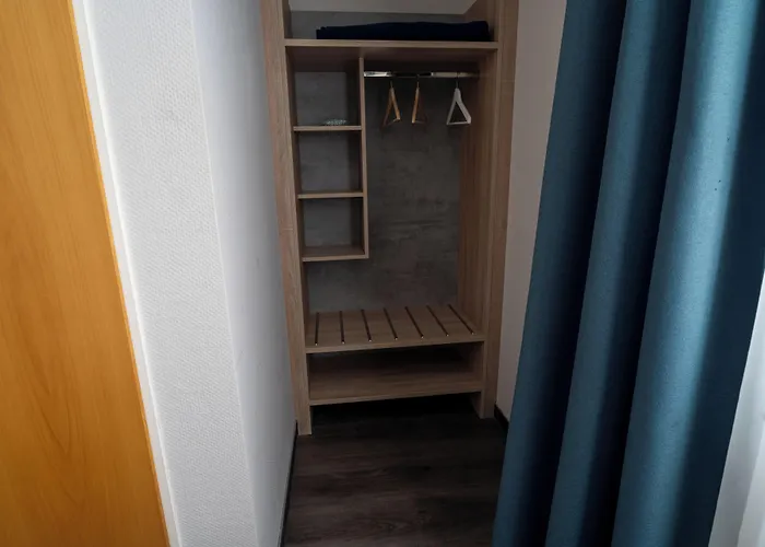 Airport Business Hotel