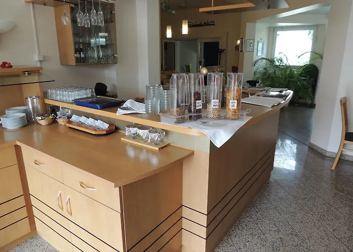 Hotel Airport Business